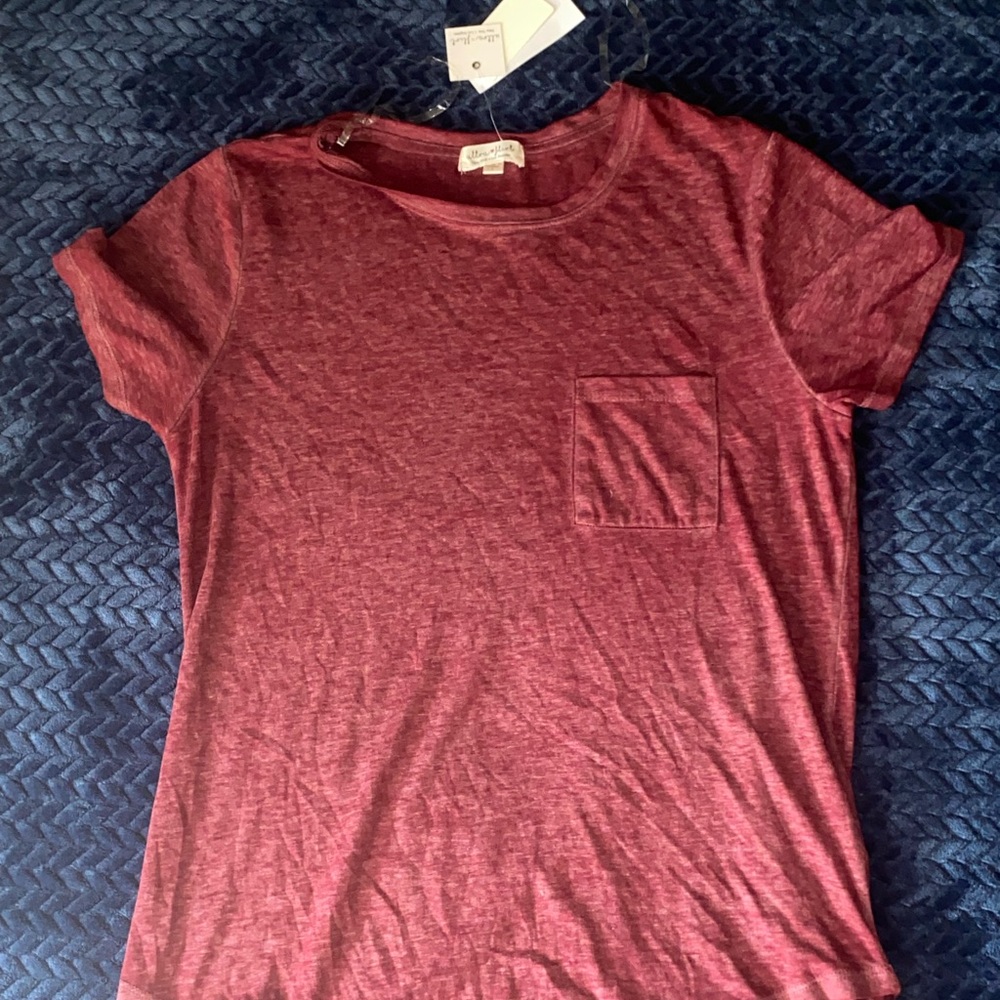 Burgundy scoop neck top